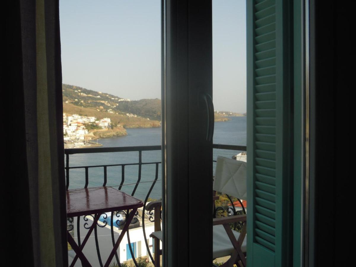 Blue Dolphin Hotel Batsi  Exterior foto