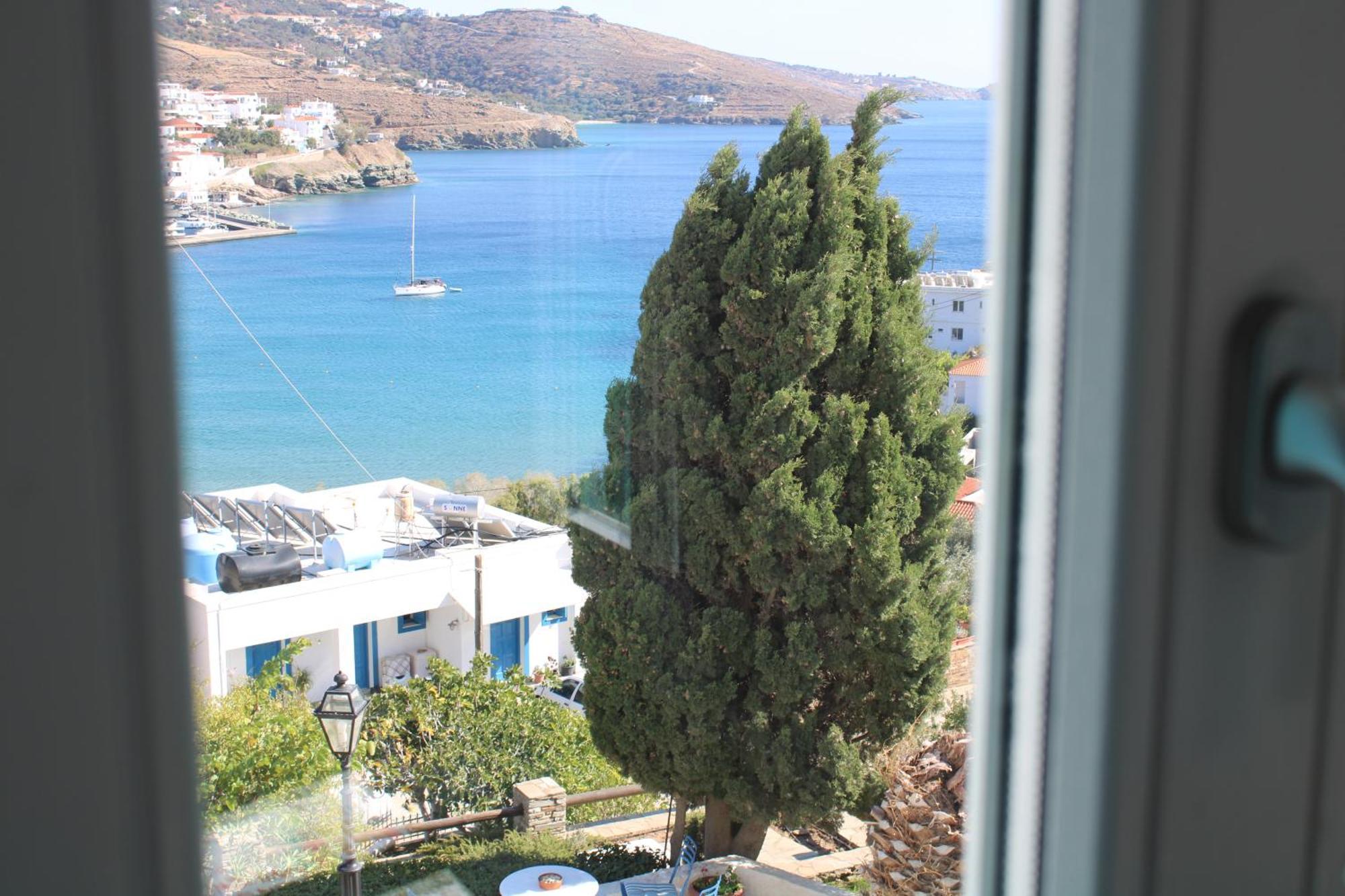 Blue Dolphin Hotel Batsi  Exterior foto