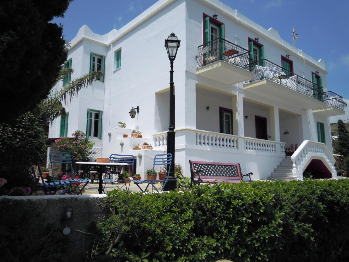 Blue Dolphin Hotel Batsi  Exterior foto